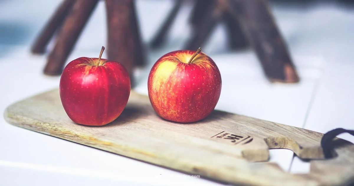 Stop Apple Browning - Cooking Tips